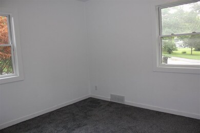 2006 Ashland Ave, Cedar Falls, IA 50613 - photo 6