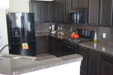 30431 Legacy Pines Dr, Spring, TX 77386 - photo 4