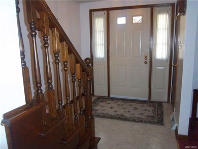 1057 Remington Dr, North Tonawanda, NY 14120 - photo 4