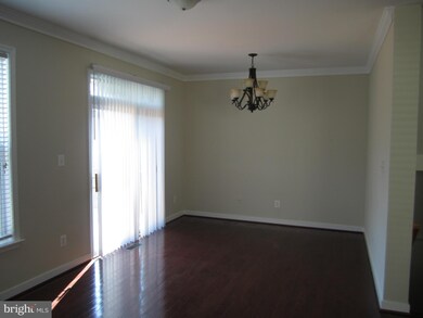 12813 Oriley Ct, Manassas, VA 20112 - photo 5