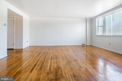 3916 Powell Rd, Brookhaven, PA 19015 - photo 5