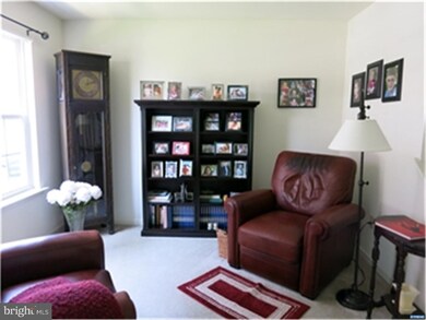 513 Umber Ct, Newark, DE 19702 - photo 2