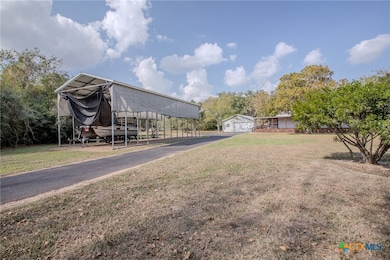 64 Colake Dr, Victoria, TX 77905 - photo 3