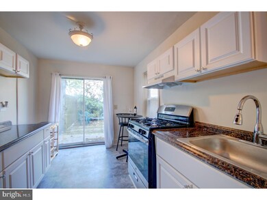 1619 Laurel St, Wilmington, DE 19806 - photo 7