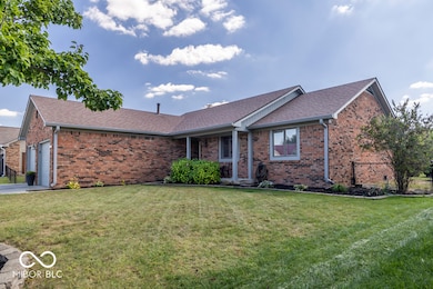 3713 Wild Ivy Dr, Indianapolis, IN 46227 - photo 3