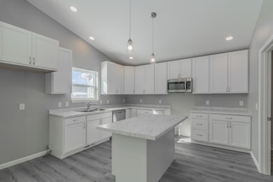 172 Evelyn Ct, Stevens Point, WI 54482 - photo 7