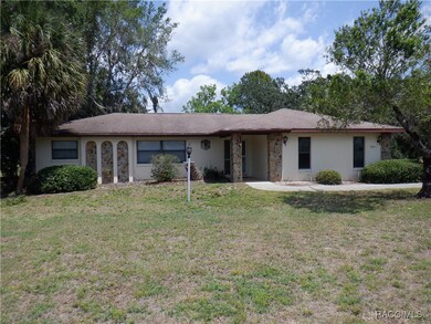 281 E Falconry Ct, Hernando, FL 34442 - photo 2