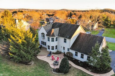 6039 Domarray St, Coopersburg, PA 18036 - photo 2