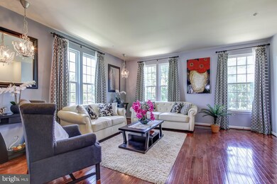 3912 Halton Hall Ln, Burtonsville, MD 20866 - photo 5