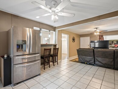 1009 Red Oak St, Azle, TX 76020 - photo 7