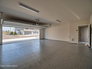 991 E Railroad Ave, Post Falls, ID 83854 - photo 6