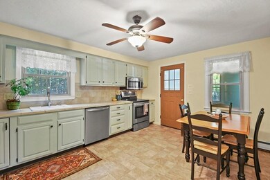 185 NW Main St, Douglas, MA 01516 - photo 6