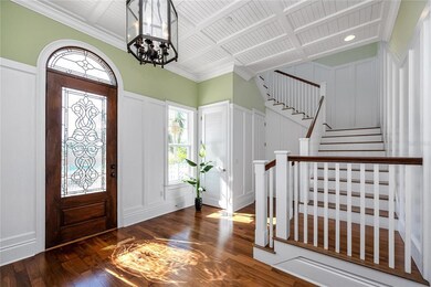 8099 Bayshore Dr, Treasure Island, FL 33706 - photo 6