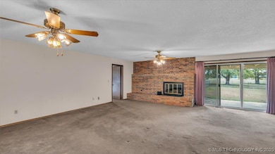 7212 E Battenfield Dr, Claremore, OK 74019 - photo 4
