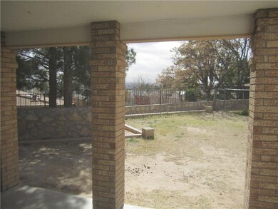 1739 Villa Santos Cir, El Paso, TX 79935 - photo 6