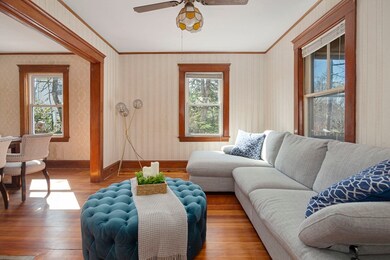 26 Linden St, Newton Upper Falls, MA 02464 - photo 3