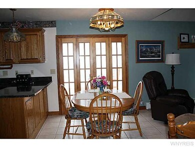 Breakfast Room