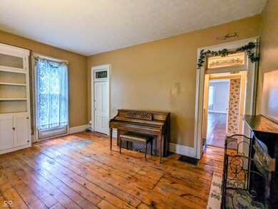 348 E Monroe St, Franklin, IN 46131 - photo 6