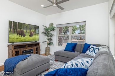 3204 N Jay St Chandler - 200