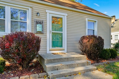 3087 Hiawatha St, Columbus, OH 43224 - photo 2