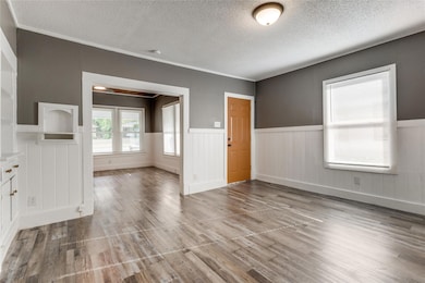 218 W Heron St, Denison, TX 75020 - photo 6