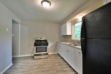 2209 Halford St, Anderson, IN 46016 - photo 4