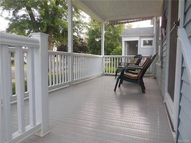 404 Stanley St, North Tonawanda, NY 14120 - photo 2