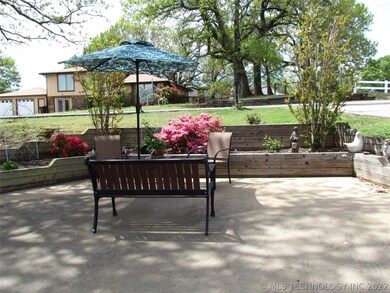 1792 E Mcgill Cir, Eufaula, OK 74432 - photo 2