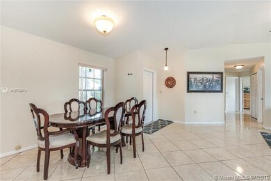 14085 Langley Place, Davie, FL 33325 - photo 4