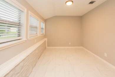 4926 Winfree Dr, Houston, TX 77021 - photo 5