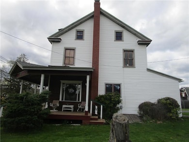 429 S Canal St, Walnutport, PA 18088 - photo 2