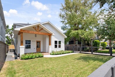 825 E 25th St, Houston, TX 77009 - photo 2