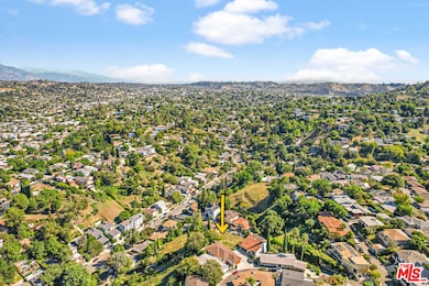 4263 Barryknoll Dr, Los Angeles, CA 90065 - photo 2