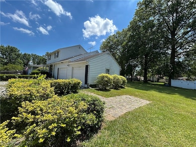 1034 Southeast Ave, Tallmadge, OH 44278 - photo 2