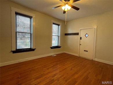 4344 Connecticut St, Saint Louis, MO 63116 - photo 3