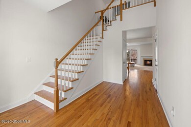 153 Fieldstone Dr, Schenectady, NY 12304 - photo 4