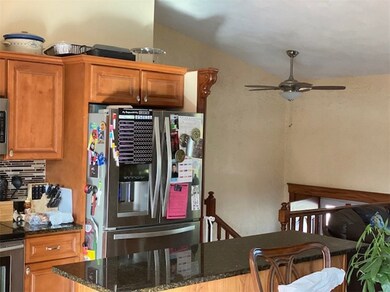 41 Glen Meadows Ct, Warwick, RI 02889 - photo 7