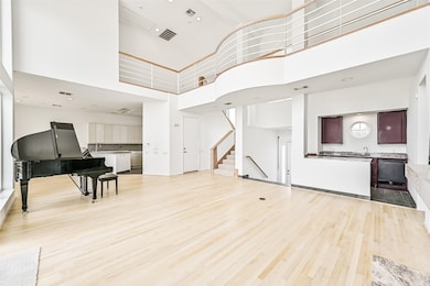 19039 Kahala Dr E, Galveston, TX 77554 - photo 5