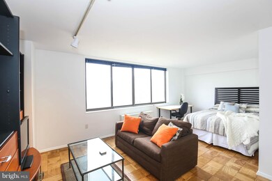 Letterman House unit 909, Washington, DC 20006 - photo 3