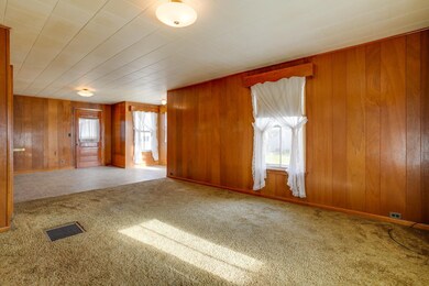 283 Missisquoi St, Enosburg Falls, VT 05450 - photo 6