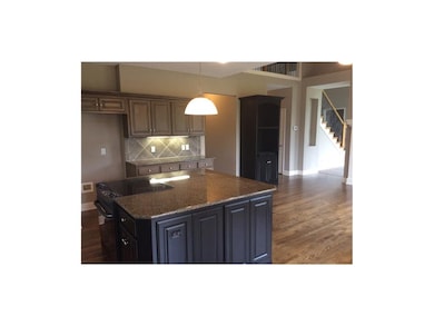 1705 Knoll Creek Ln, Raymore, MO 64083 - photo 7