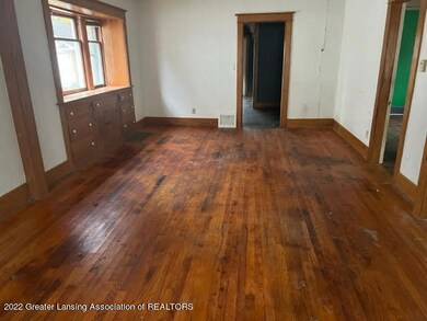 1834 Delevan Ave, Lansing, MI 48910 - photo 5