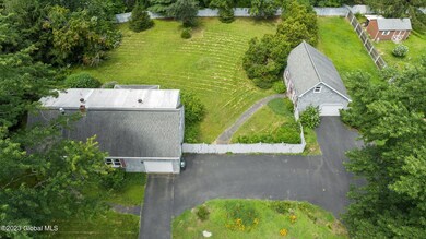 6075 Johnston Rd, Slingerlands, NY 12159 - photo 4