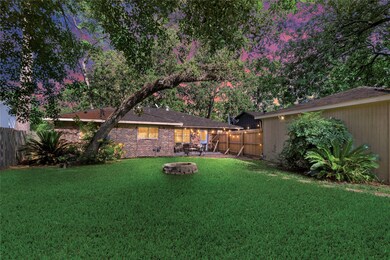 7215 Deep Forest Dr, Houston, TX 77088 - photo 2