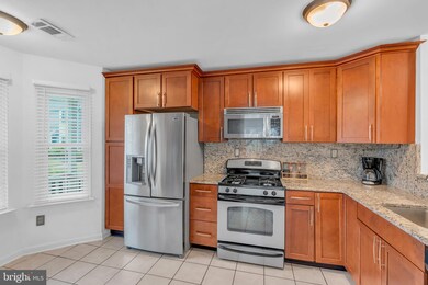 11 Hopkinson Ct, East Windsor, NJ 08520 - photo 5