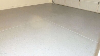 2-Car Garage
