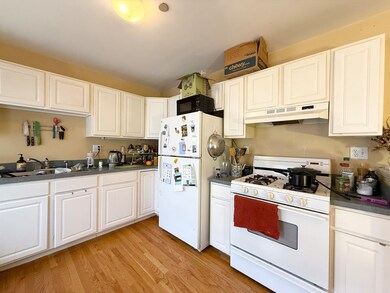 33 Roberts Rd unit 2L, Cambridge, MA 02138 - photo 2