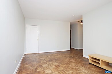 32 University Cir unit 103, Charlottesville, VA 22903 - photo 4
