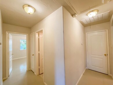 29810 Sparkling Creek Dr, Spring, TX 77386 - photo 6