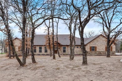 7675 Confederate Park Rd, Fort Worth, TX 76108 - photo 4
